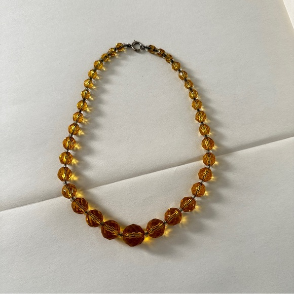 VINTAGE | Yellow Glass Choker Necklace - Picture 3 of 5